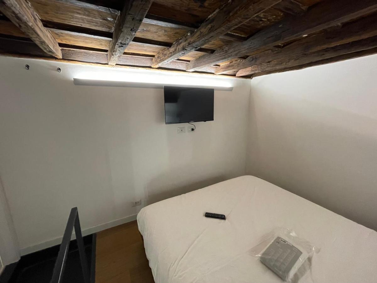 Casa Cappellari Design Studio A Campo De' Fiori ローマ エクステリア 写真